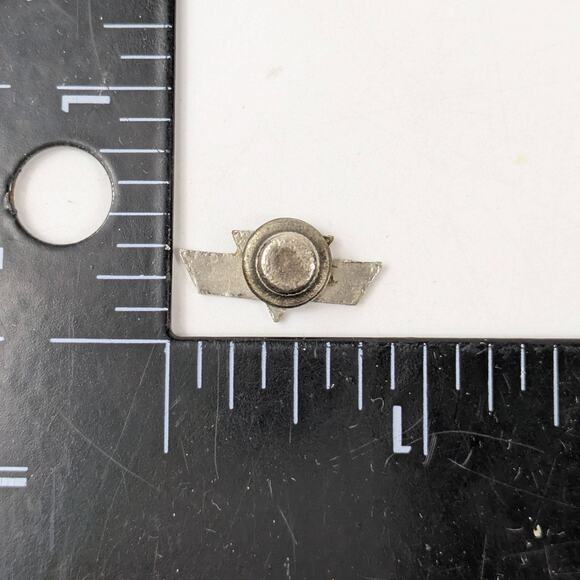 1959 Chinese Nuclear Youth Training Badge Red Enamel Pin Great Leap Forward Era - Picture 2 of 2